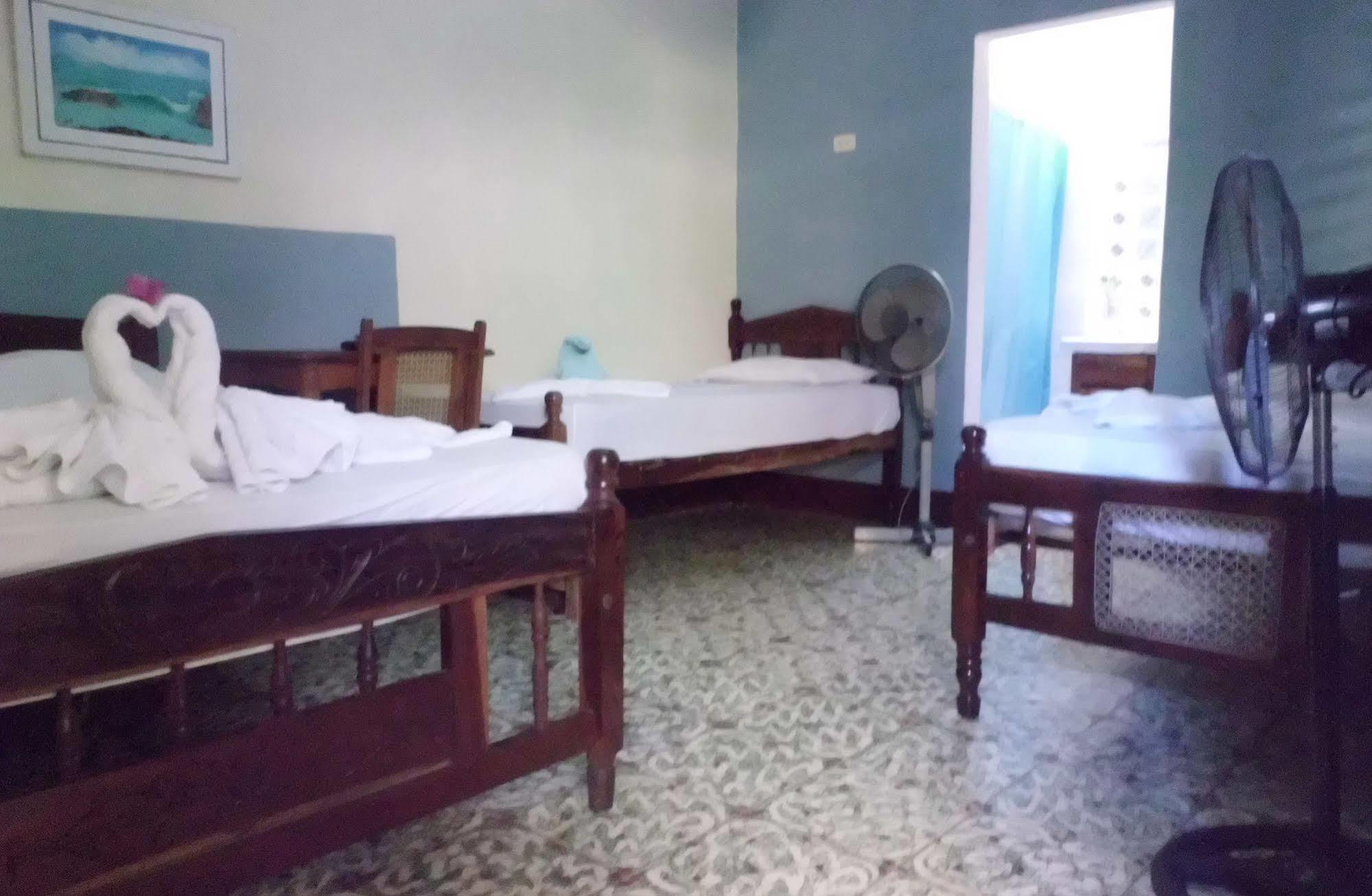 Hostal Casa Ivana León Eksteriør bilde